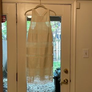 Sleeveless cream dress